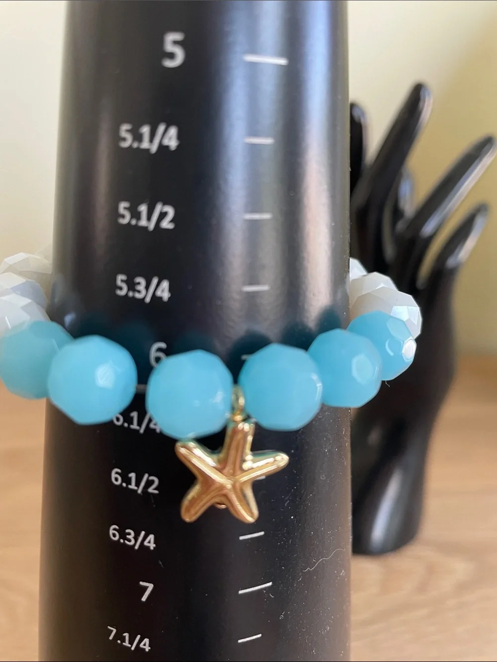 HAND CRAFTED BEADED STARFISH STRETCH BRACELET Aqua Blue & White Faceted Beads